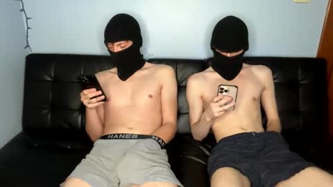 Snapshot of phoenixxtate chatting on 4, 4, 2026 phoenixxtate online show from 4, 4, 2026