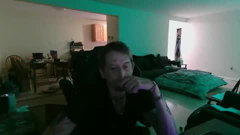 Snapshot of phrostdd chatting on 5, 5, 2026 FrankenDaddy online show from 5, 5, 2026