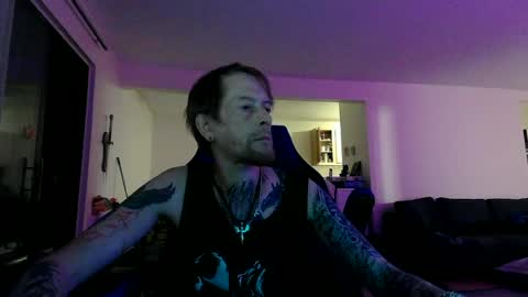 Snapshot of phrostdd chatting on 20, 6, 2026 FrankenDaddy online show from 20, 6, 2026