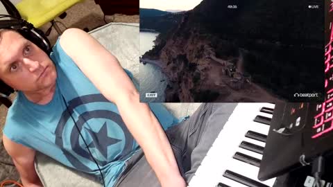 Snapshot of phu_q chatting on 29, 12, 2024 DDT online show from 29, 12, 2024