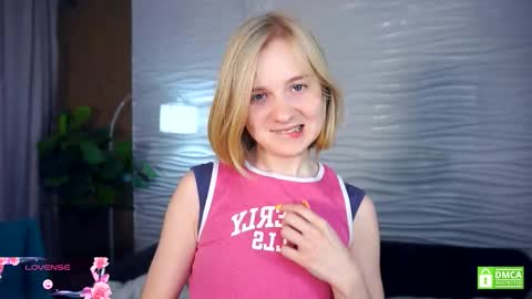 Hann G. Jones online show from 30, 10, 2025