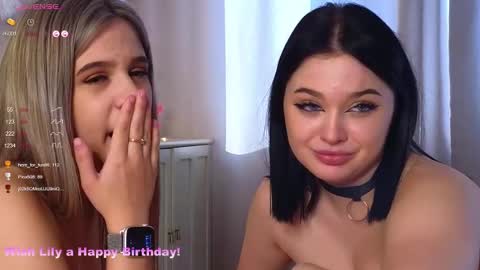 Snapshot of phyllisheart chatting on 25, 2, 2025 Lora black and Lili blonde welcome you here online show from 25, 2, 2025