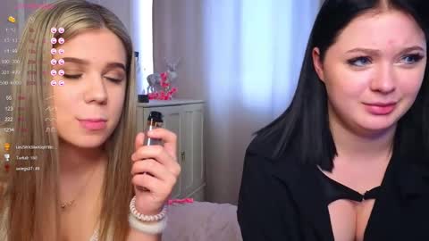 Snapshot of phyllisheart chatting on 28, 2, 2025 Lora black and Lili blonde welcome you here online show from 28, 2, 2025