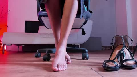    Special Couple Show - WELCOME TO XMAS   5 and 6 December  - 2 at 8 pm COL hour online show from 19, 1, 2025