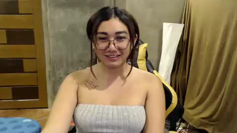 Pia online show from 21, 10, 2025