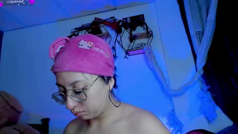 Snapshot of piafisher_ chatting on 19, 2, 2025 PIA FISHER online show from 19, 2, 2025