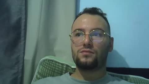 Snapshot of piazaocwbbb chatting on 4, 4, 2026 piazaocwbbb online show from 4, 4, 2026