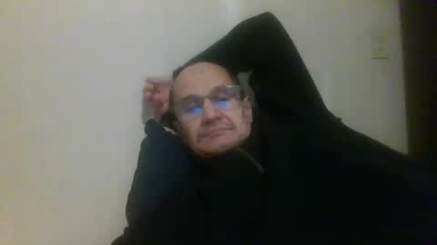 pichoun71 online show from 1, 1, 2025