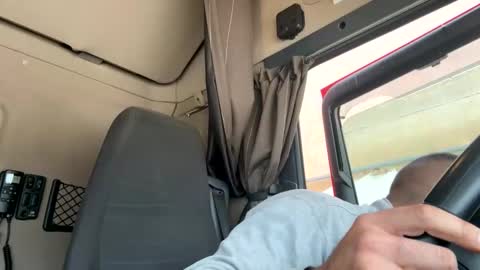 Snapshot of pierotu chatting on 17, 10, 2025 pierotu online show from 17, 10, 2025