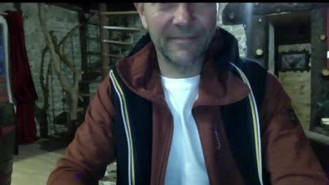 Snapshot of pierrohhh chatting on 18, 4, 2026 pierrohhh online show from 18, 4, 2026