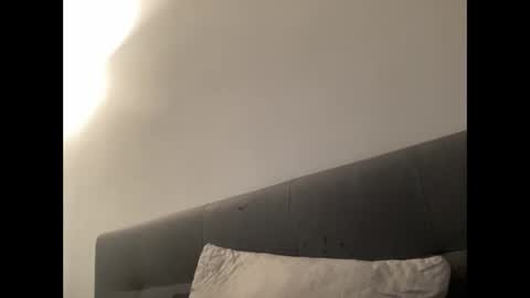 pierrot462900 online show from 3, 11, 2025