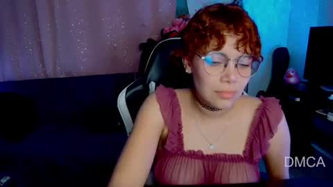 Snapshot of piixiie_d_oll chatting on 28, 7, 2026 Andrea G online show from 28, 7, 2026
