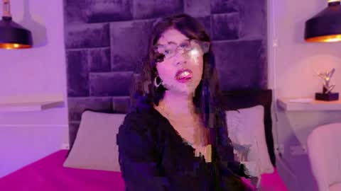 Snapshot of pikayle chatting on 13, 4, 2026 PIKAYLE online show from 13, 4, 2026