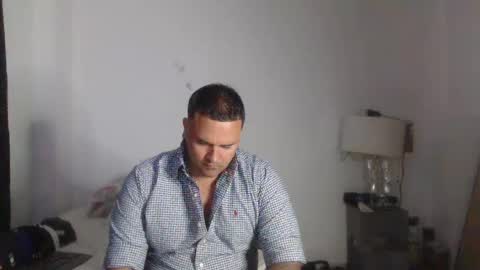 Snapshot of pikoro_gomez chatting on 17, 1, 2025 pikoro_gomez online show from 17, 1, 2025