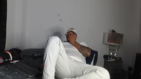 Snapshot of pikoro_gomez chatting on 28, 2, 2025 pikoro_gomez online show from 28, 2, 2025