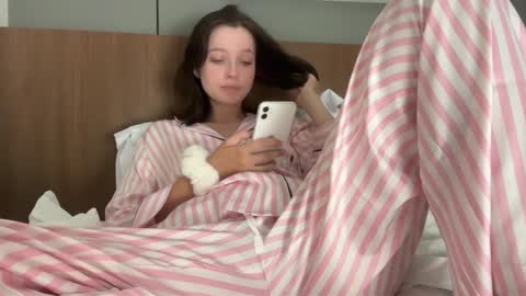 Snapshot of pileacadieri__ chatting on 9, 12, 2024 Trisha online show from 9, 12, 2024