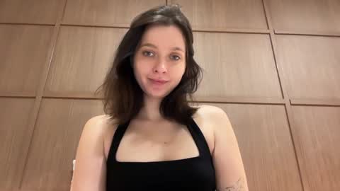 Snapshot of pileacadieri__ chatting on 1, 1, 2025 Trisha online show from 1, 1, 2025