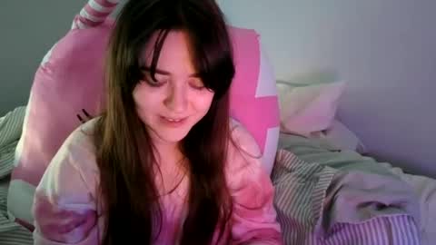 PilloGoddess online show from 14, 6, 2026