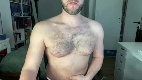 Snapshot of pilou7452 chatting on 14, 3, 2026 pilou online show from 14, 3, 2026