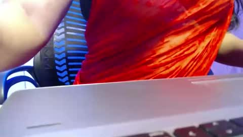 Snapshot of pilowprincess chatting on 18, 4, 2026 Sayra online show from 18, 4, 2026