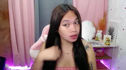 Snapshot of pinay_jenxx chatting on 11, 4, 2026 Jen online show from 11, 4, 2026