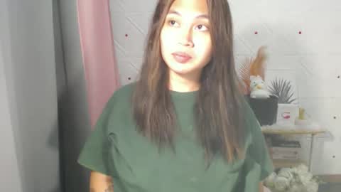 Snapshot of pinay_jenxx chatting on 1, 5, 2026 Jen online show from 1, 5, 2026