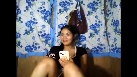Snapshot of pinay_just18th chatting on 26, 4, 2026 pinay_just18th online show from 26, 4, 2026