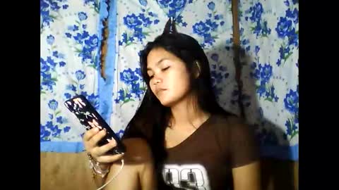 Snapshot of pinay_just18th chatting on 28, 4, 2026 pinay_just18th online show from 28, 4, 2026