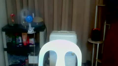 Snapshot of pinay_rosee chatting on 6, 4, 2026 pinay_rosee online show from 6, 4, 2026