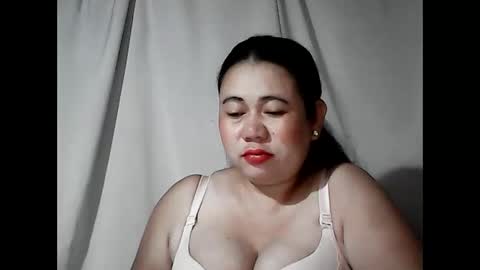 Snapshot of pinaymama12345 chatting on 5, 4, 2026 pinaymama12345 online show from 5, 4, 2026