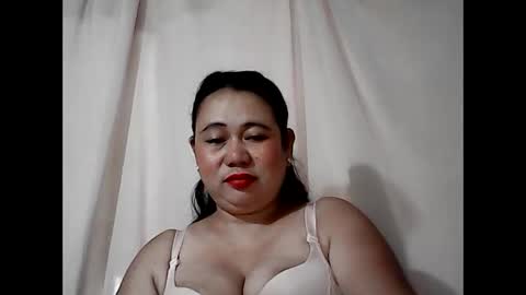 Snapshot of pinaymama12345 chatting on 13, 4, 2026 pinaymama12345 online show from 13, 4, 2026
