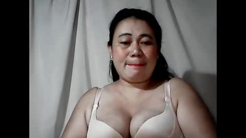 Snapshot of pinaymama12345 chatting on 17, 4, 2026 pinaymama12345 online show from 17, 4, 2026