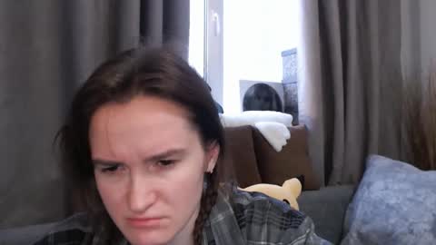 Snapshot of pineapple__mood chatting on 11, 1, 2025       online show from 11, 1, 2025