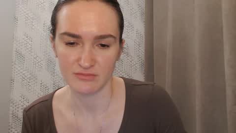 Snapshot of pineapple__mood chatting on 18, 1, 2025       online show from 18, 1, 2025
