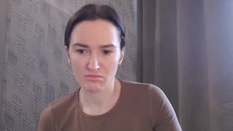 Snapshot of pineapple__mood chatting on 27, 1, 2025       online show from 27, 1, 2025