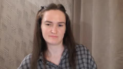 Snapshot of pineapple__mood chatting on 12, 2, 2025       online show from 12, 2, 2025