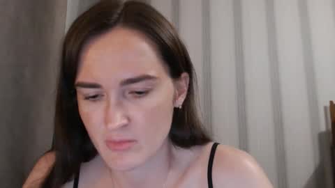 Snapshot of pineapple__mood chatting on 10, 9, 2025       online show from 10, 9, 2025