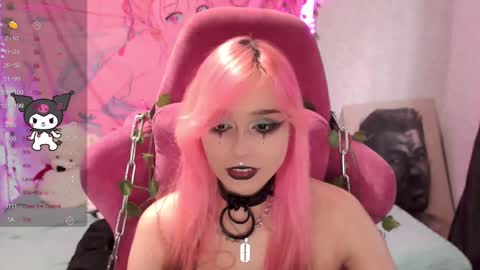 Snapshot of pineapple_dope chatting on 10, 3, 2025 Nancy online show from 10, 3, 2025