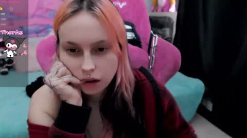 Snapshot of pineapple_dope chatting on 1, 5, 2026 Nancy online show from 1, 5, 2026