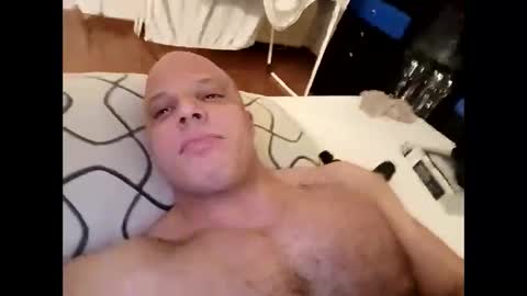 Snapshot of pineapplemarco chatting on 8, 4, 2026 pineapplemarco online show from 8, 4, 2026