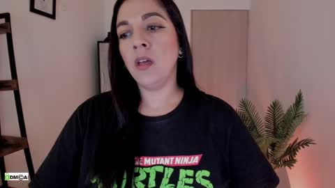 Snapshot of pink_kitten_ chatting on 19, 4, 2026 Eli online show from 19, 4, 2026