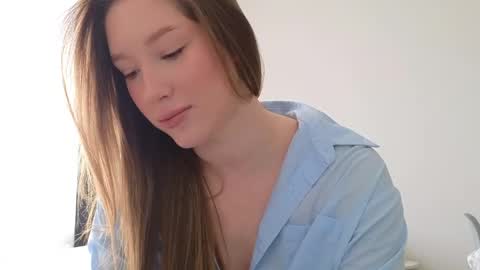 Snapshot of pink_rosee_ chatting on 2, 5, 2026 online show from 2, 5, 2026