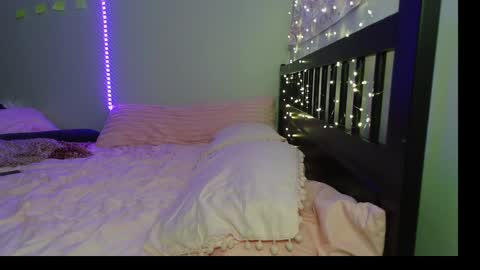 pink_tv online show from 7, 10, 2025