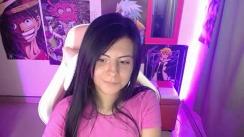 Snapshot of pink_yuii chatting on 12, 1, 2025 pink_yuii online show from 12, 1, 2025