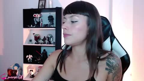 Emily online show from 4, 3, 2025