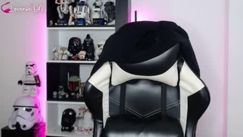 Snapshot of pinkcatlive chatting on 8, 4, 2026 Emily online show from 8, 4, 2026