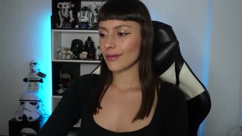 Snapshot of pinkcatlive chatting on 16, 4, 2026 Emily online show from 16, 4, 2026