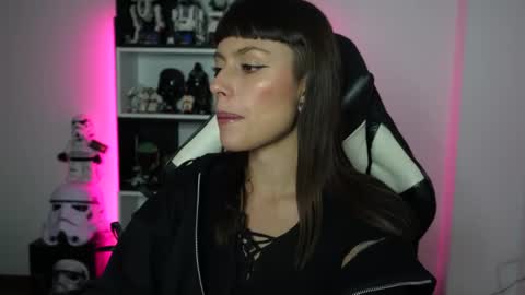 Snapshot of pinkcatlive chatting on 18, 4, 2026 Emily online show from 18, 4, 2026