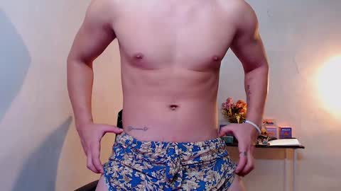 Snapshot of pinkcock_froi chatting on 9, 1, 2025 froi online show from 9, 1, 2025