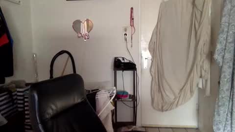 pinkfag online show from 4, 2, 2025